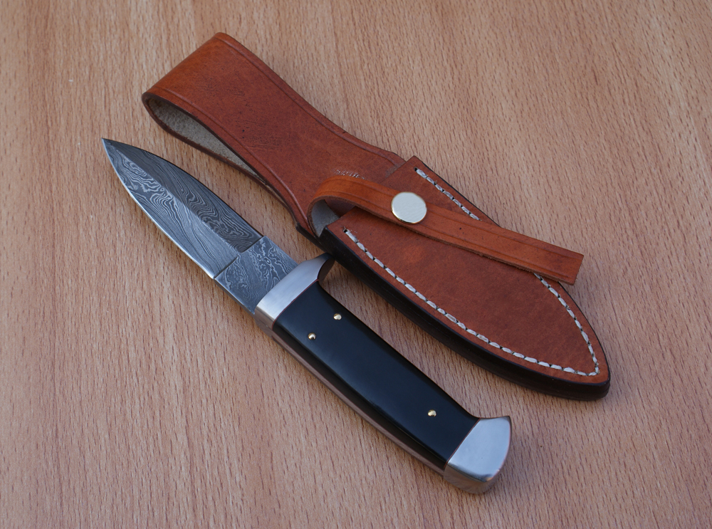 Skinner Damascus Knife
